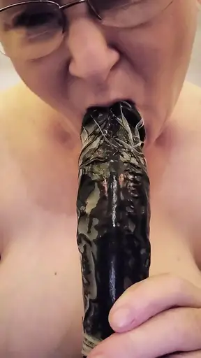 Dirty Granny Gets Big Black Cock&#x1F32D; Down Her Dirty Gaping Twat