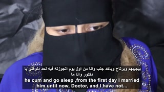 الدكتور ينيك سارة انا سارة روحت للدكتور وقولتله عايزة اتناك وانزل لبن كسى على زبك