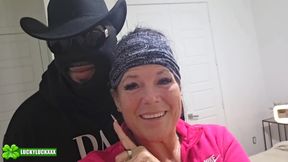 Lucky Gurl Hollee Huntress Sidequest - Hotwife Gives the Best POV Blowjob