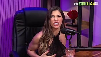 Blonde MILF gives a big tit show in pompoarism interview