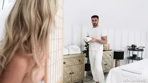 Massage My Tits: Hot King Reality