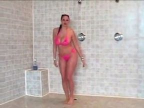 Gianna Michaels – Big-Tit Girl (behind scenes)