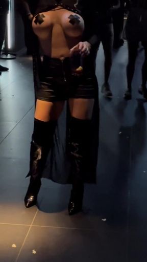 Unforgettable Night at HI Ibiza: Stunning Dancer Steals the Show in a Lively Club!