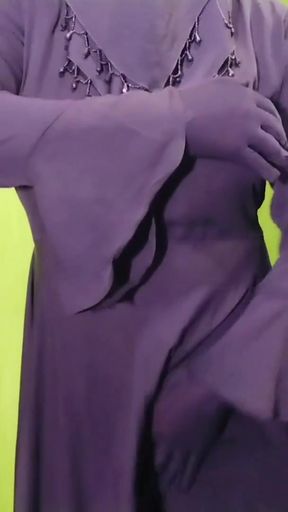 Jaw-dropping moment from &quot;Indian beautiful hijabi muslim couple thirsty for fuck&quot;