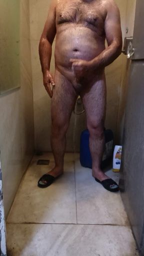 Masculine Turkish Shaves and Cums in Office Bathroom