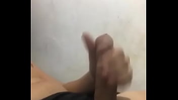 DEITADINHO COM A PIROCA NA M&Atilde_O