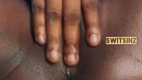 watch the african black girl shave her beautiful yummy pussy