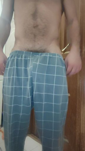 After work, I decided to relax 😌