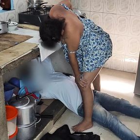 Pregnant wife invites neighbor to fix her gas stove