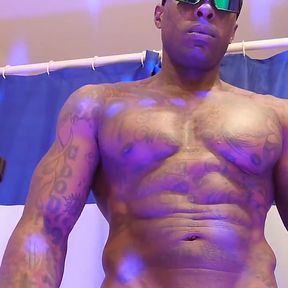 New Porn: BBC Worship Hallelujah Johnson (You Naive) Tall Dark Chocolate Muscles Tattoos Hairy BBC Hallelujah Johnson Masturbati