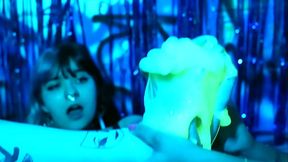 Messy Footjob: Cutie Piie &amp_ Nath