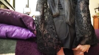 I love with short skirt, gothic girl.