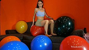 Paula big sit pop 4K UHD