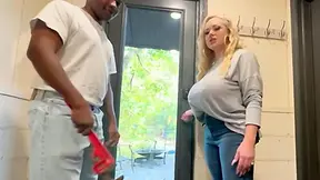 Katrina Thicc - Are You The Plumber