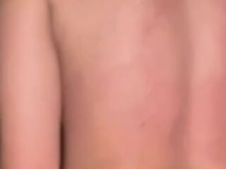CHAT CALIENTE CON LA NOVIA DE MI MEJOR AMIGO ME INVITA A SU CASA