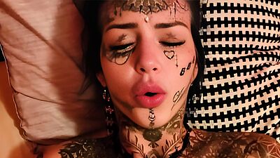 Inked up beauty Amber Luke craves a big cock