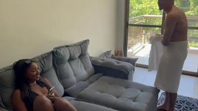 preta rabuda cheia de tesao fode 100% anal ate o talo com um enorme pau de 28cm