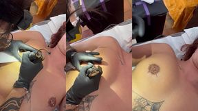 mate moi quand je fais tatouer mes seins