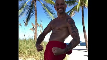BEACH BODY BRO