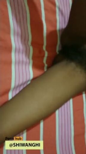 ගාමන්ට් කෙල්ලව Room ඇද්දා මෝල තද වෙලා හොඳටම Sri Lankan Garament Girl Sex in Room Clear Sinhala Voice