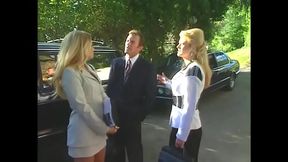 Beautiful blondes Raquel De Vine and Taylor Moore know how to please each other by kissing each other'_s pussy