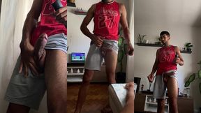 meu amigo ficou me estigando com seu pau grosso