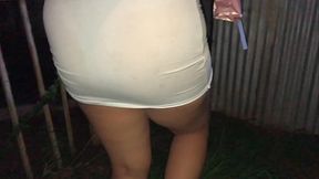 Se folla a su novia despu&eacute_s del cine en una calle del barrio