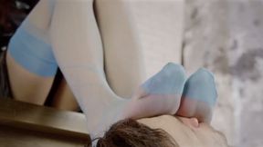 To Be Below Catwoman Amber Feet Is A Dream Come True - Turquoise Stockings - Full
