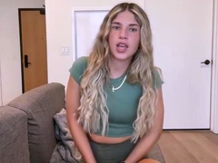 amateur blonde solo webcam