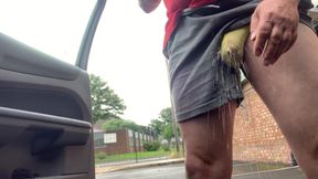 Peeing and cumshot on carpark