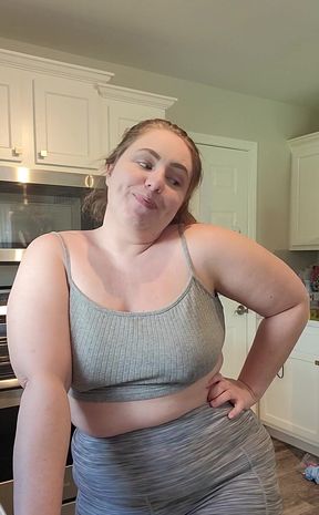 I Love Seducing My Neighbor