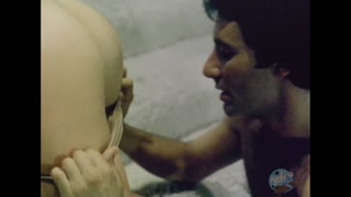 Classic Porn: They suck and fuck on the stairs