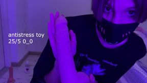 Ginormous bussy to attempt fake penis