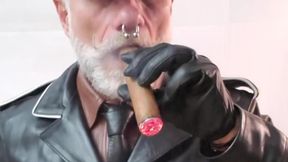 Bluf Smoking