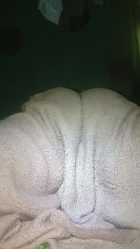 HOLD ME SO HARD AND FUCK