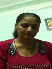 Webcam video with Indian mom showing her saggy tits