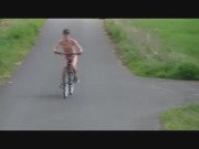 naked bicycle race