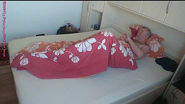 Geiles Sex Treffen mit Dicker MILF 1 ** Ausziehen und Kuscheln **