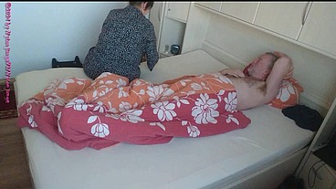 Geiles Sex Treffen mit Dicker MILF 1 ** Ausziehen und Kuscheln **