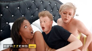 Curvy Dee Williams and stepdaughter Daya Knight share Jimmy Michaels in a hot threesome