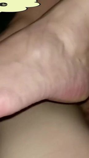 Footsie MILF get's cum on feet!