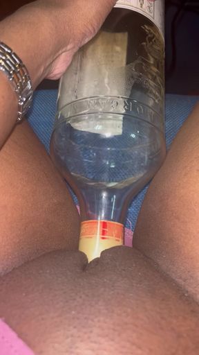 Bottle fuck at office