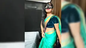 Desi Telugu Girl Fucks in Video Call