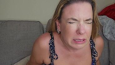 Maisie Lewis facetimes her boyfriend with sneezing fetish
