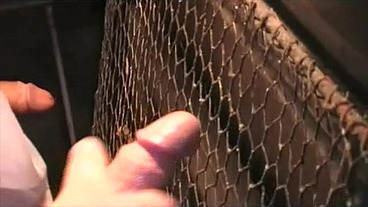 une queue enormle d'un pote déguisé en fantomesfunnys extape avec un ptoe qui...