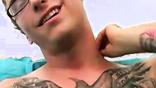 Amateur tattooed twink fingers his ass and masturbates solo