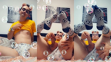 Naughty college boy make Snapchat cum video for his daddy