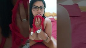 professora manda video para aluno que ficou de recuperacao enfiando brinquedo no cu