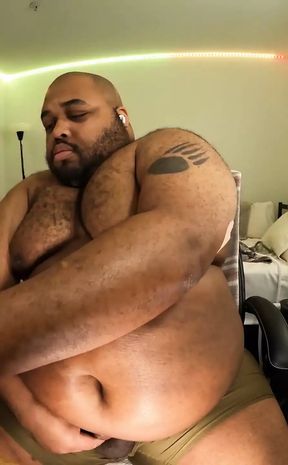 Horny on my day off and working on keeping this belly growing.