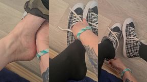 la video fetichiste avec bas et converses!